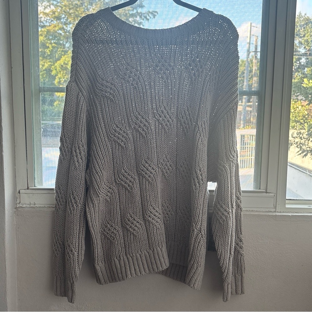 Vans Suzie Chunky Cable Knit Crew Neutral Color Desert Taupe Long Sleeve Sweater